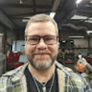 Meet your Posher, Adam